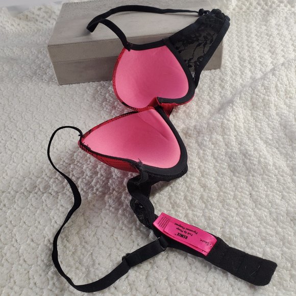 La Senza REMIX Push Up Plunge Bra: Light Red & Black Plaid with Black Lace - Picture 7 of 7